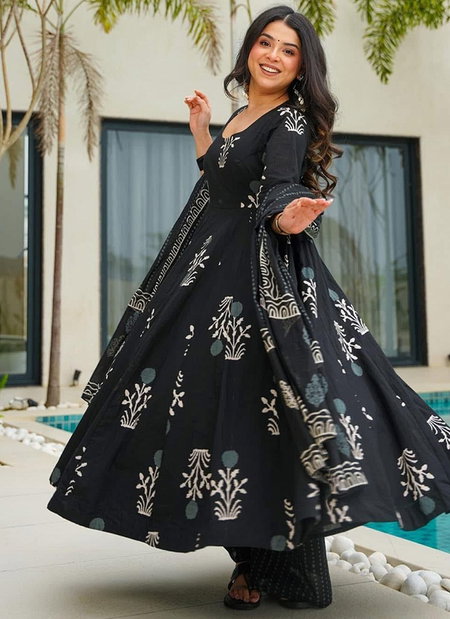 Black Colour Rayon Printed Kurti With Pant Dupatta Wholesalers In Delhi Aaradhna 2049
